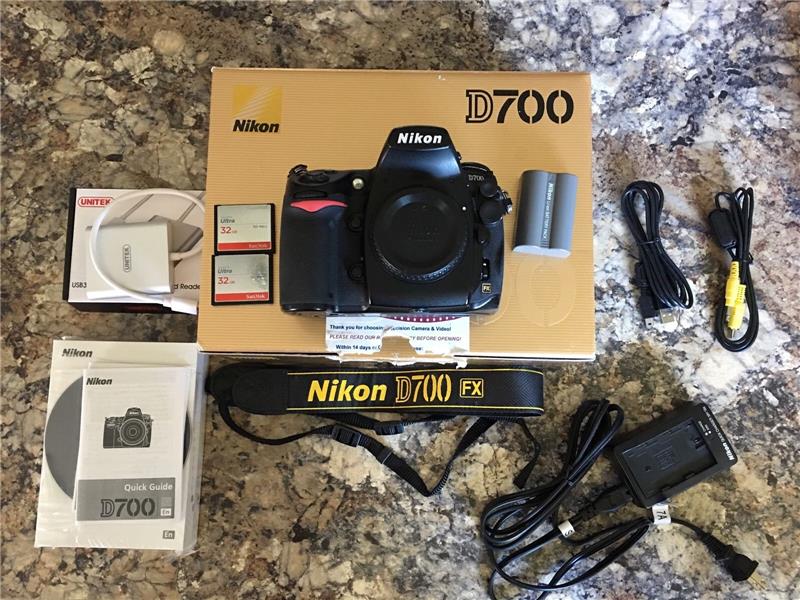 Nikon D D700 12.1 MP Digital SLR Camera