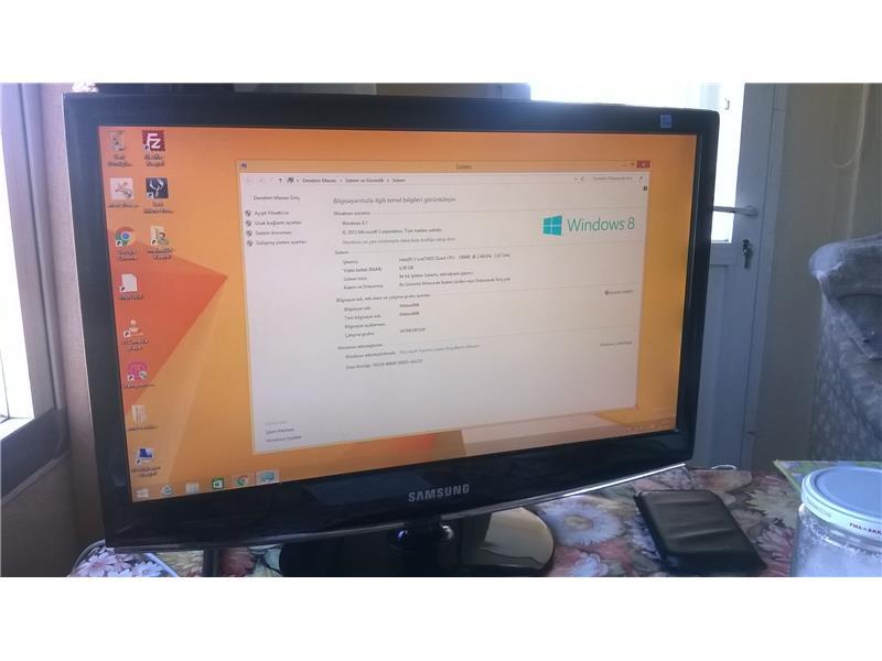 Taksa Açık İyi Bir Masa Üstü PC