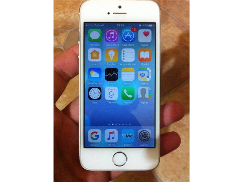 Gümüş iPhone 5s