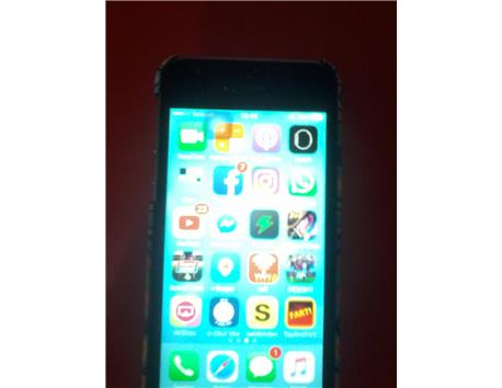 iphone 5 s 1000 tl  oyuncu kasası ile takas olur 