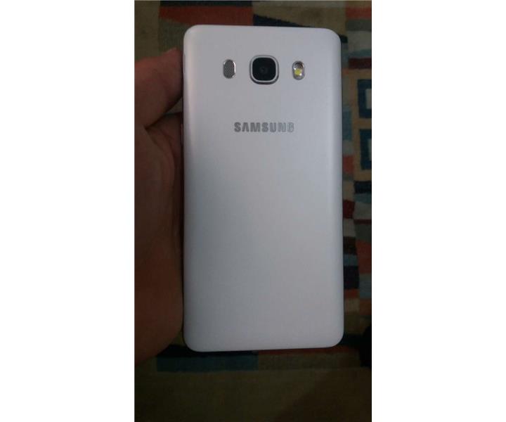 SAMSUNG J5 2016 