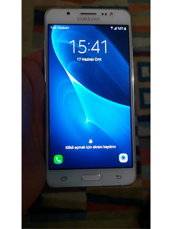 SAMSUNG J5 2016 