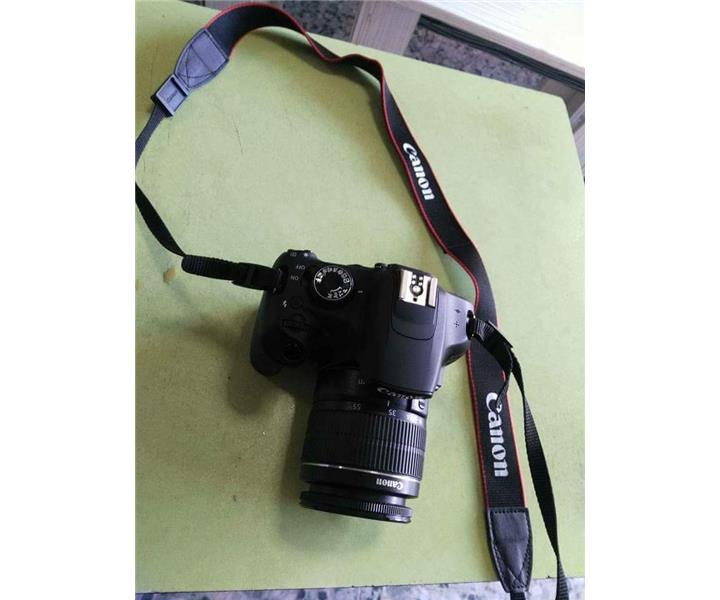 Canon 1200D 