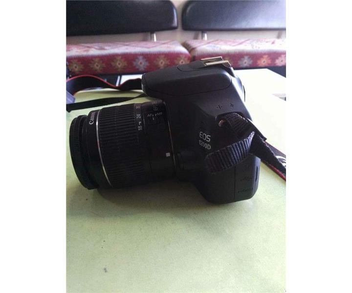 Canon 1200D 