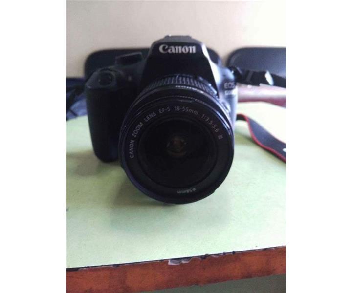 Canon 1200D 