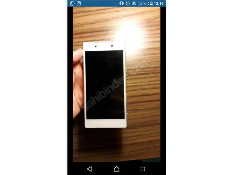 SONY XPERİA Z5 32 GB BEYAZ 0 MAHİYETİNDE PARLIYOR (İphone 6 16 gb takaslı )