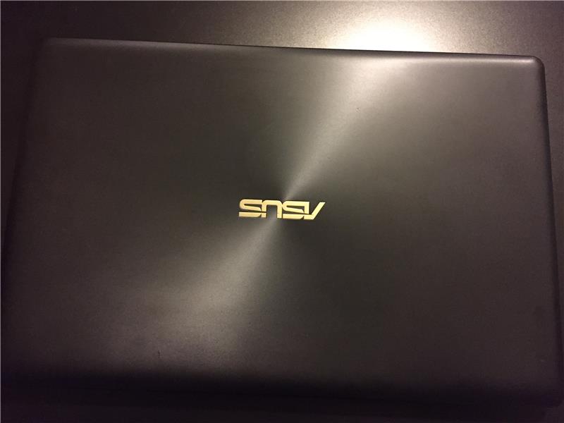 Asus İ7 8gb Ram tertemiz laptop