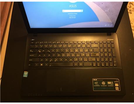 Asus İ7 8gb Ram tertemiz laptop