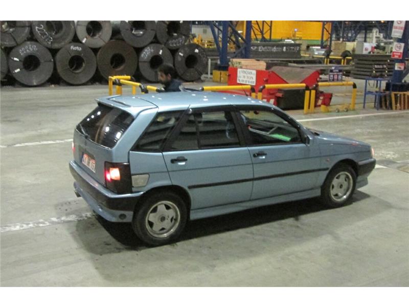 Fiat tipo 91 model 2001 trafik cikisli