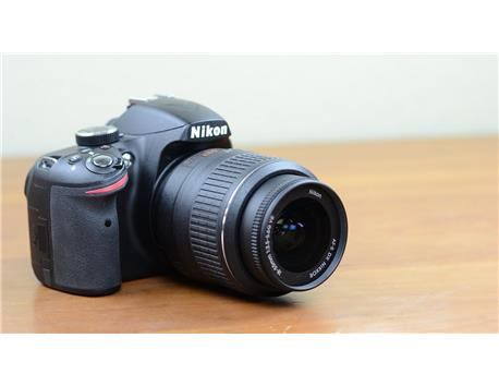 Nikon D3200 çok temiz +kumanda+ tripot+ters bağlantı adaptörü+ batarya+ şarj aleti