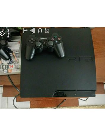 Ps3 320 gb içerisinde 4 oyun ve 3 cd verilecek  