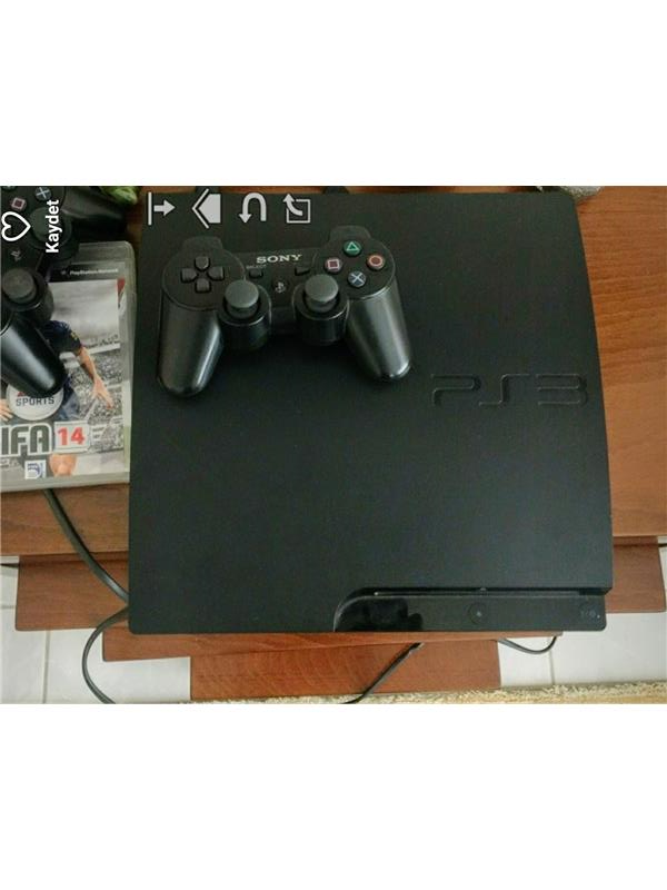 Ps3 320 gb içerisinde 4 oyun ve 3 cd verilecek  