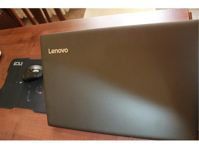 Lenovo İdeapad 520 İ7 - 7500U Tertemiz Laptop