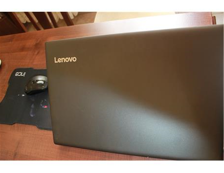 Lenovo İdeapad 520 İ7 - 7500U Tertemiz Laptop