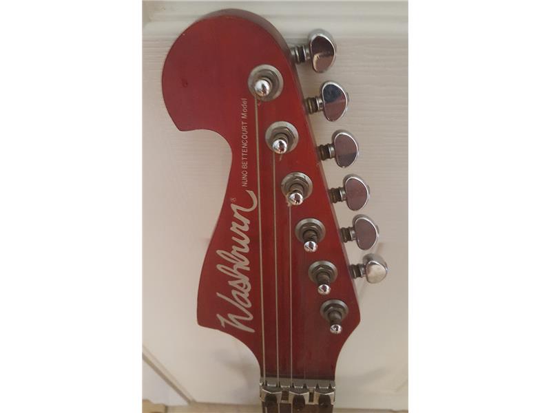 Washburn N2 1994 Kore Yapım Elektrogitar