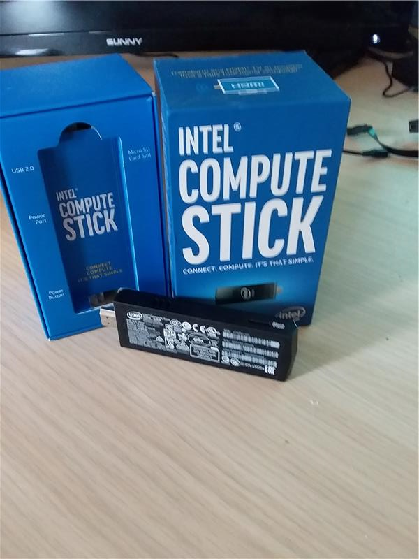 INTEL COMPUTE STICK PC - 1A8LFC