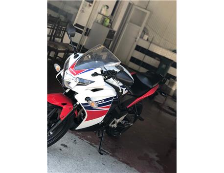 Honda cbr125 2016 