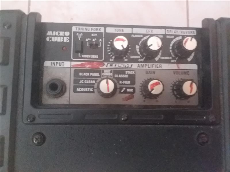 Roland Micro Cube Elektro Gitar Amfisi