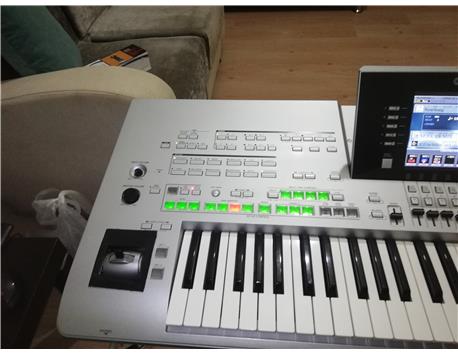 Yamaha tyros 3 