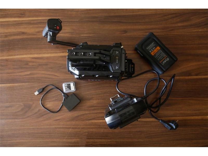 Blackmagic Design URSA Mini EF 4K Profesyonel Video Kamera Set