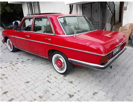 Klasik Mercedes 1975 Model tertemiz