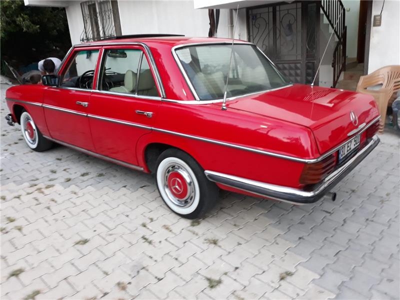 Klasik Mercedes 1975 Model tertemiz