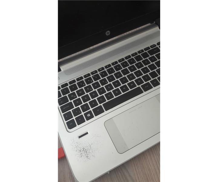 Laptop