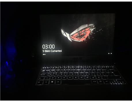 Asus zenbook ux303ub küçük canavar