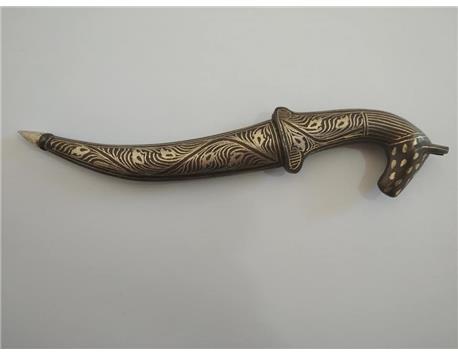 GÜMÜŞ SAVATLI DAMASCUS AT BAŞLI FORMDA. 18 cm BOYUNDA .