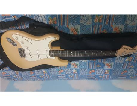 Satılık Fender Highway One (USA) Strat