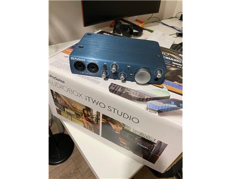 Presonus Audibox iTwo Studio Kayıt Paketi