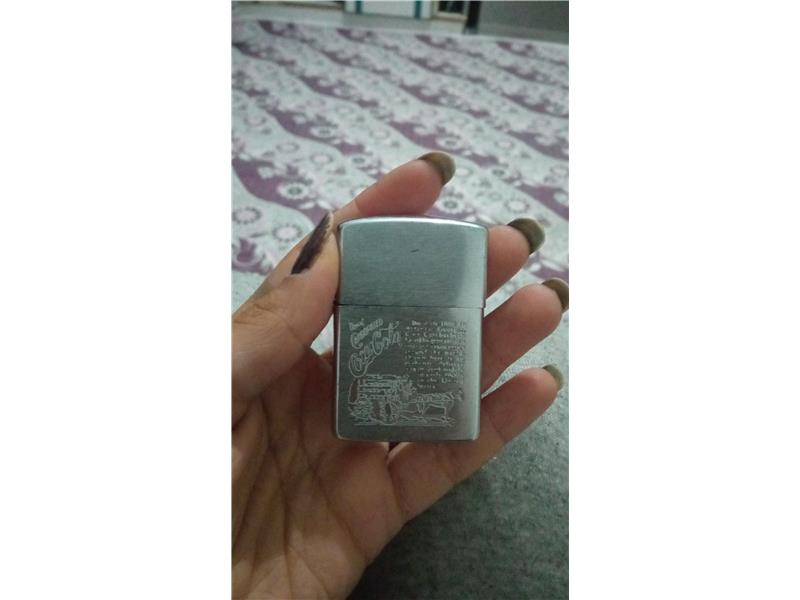 Zippo çakmak 