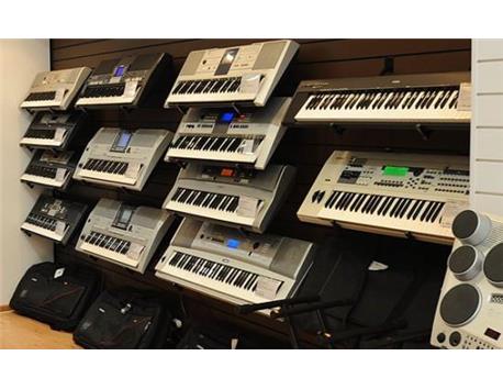 Yamaha Genos,Yamaha Tyros5,Yamaha PSR S950,900,Korg PA4X📲WHATSAPPCHAT:+1(780)-299-9797