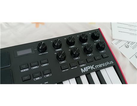 AKAI MPK MINI PLUS 37 Tuş Midi Klavye