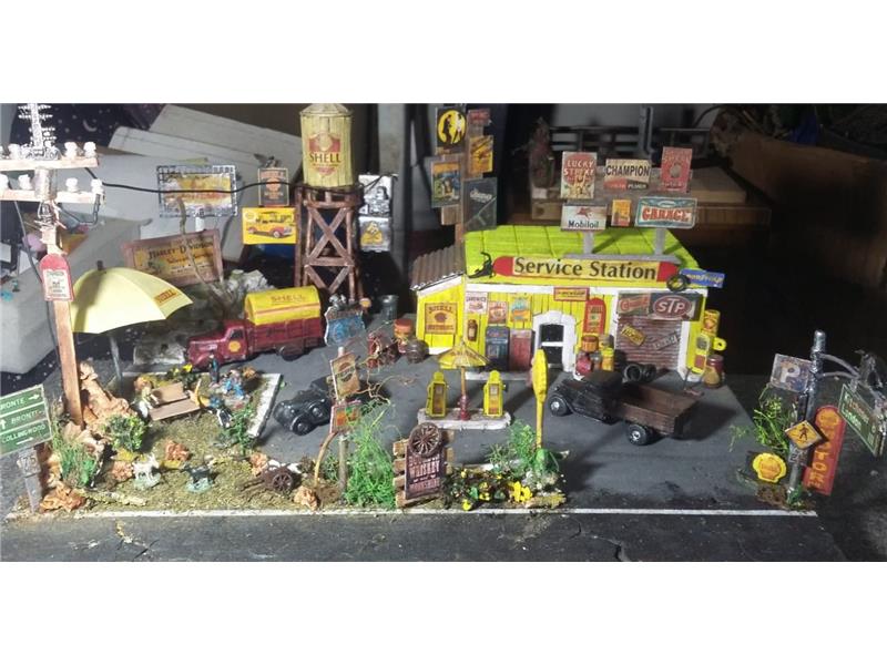 benzinlik diorama