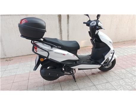 Kuba Space 50 Scoter