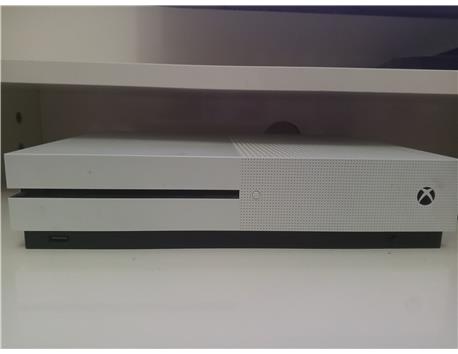 Pc takaslı xbox one s 2kol+rdr2+forza3+minecraft+fifa17 500gn