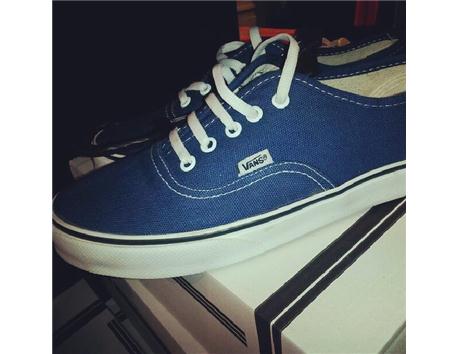 #vans #ikinciel #moda #kombin #giyim #alışveriş #ayakkabı  40tl numara ve siyah renk mevcuttur