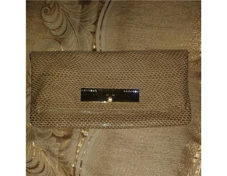 Krem koton clutch canta icinde zinciri de vardir sıfır Ürün 20 tl :)