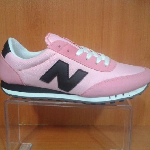 New balance ler butun numaralari mevcuttur ve kapida odeme ile kargo dahil 70 tl:) iletişim 05399279341