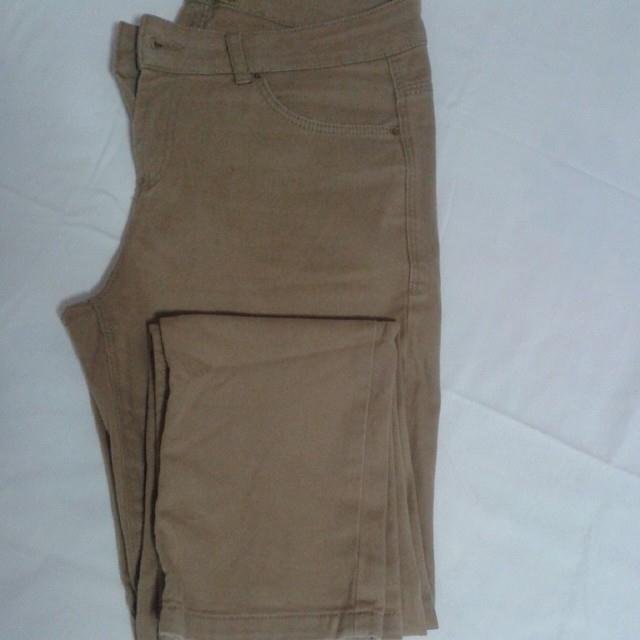 Lc waikiki kahve pantolon 10 tl.